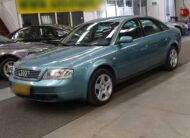 Audi A6 2.4 5V Advance RENOVATOR Automatique Climatisation, Régulateur de vitesse, Attelage, NAP